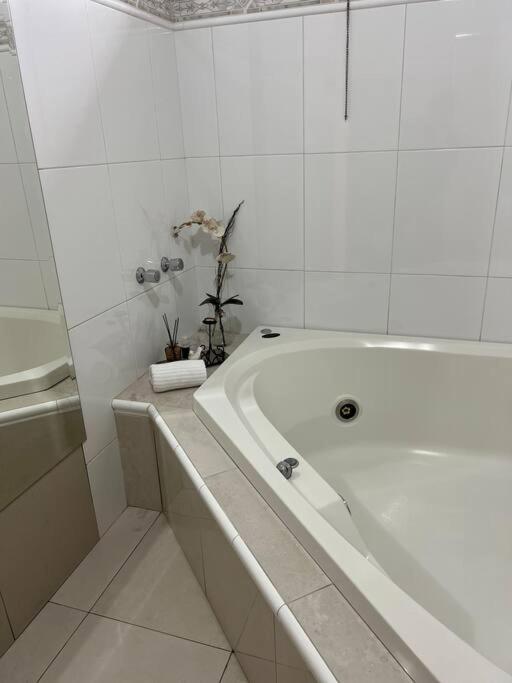Estadia Das Gerais - Casa De Hospedes Adoravel Com Jacuzzi Ouro Preto  Eksteriør billede